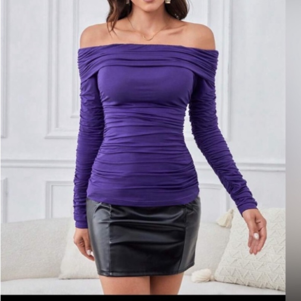 SHEIN Tall Off Shoulder Ruched Tee size XS new without tag